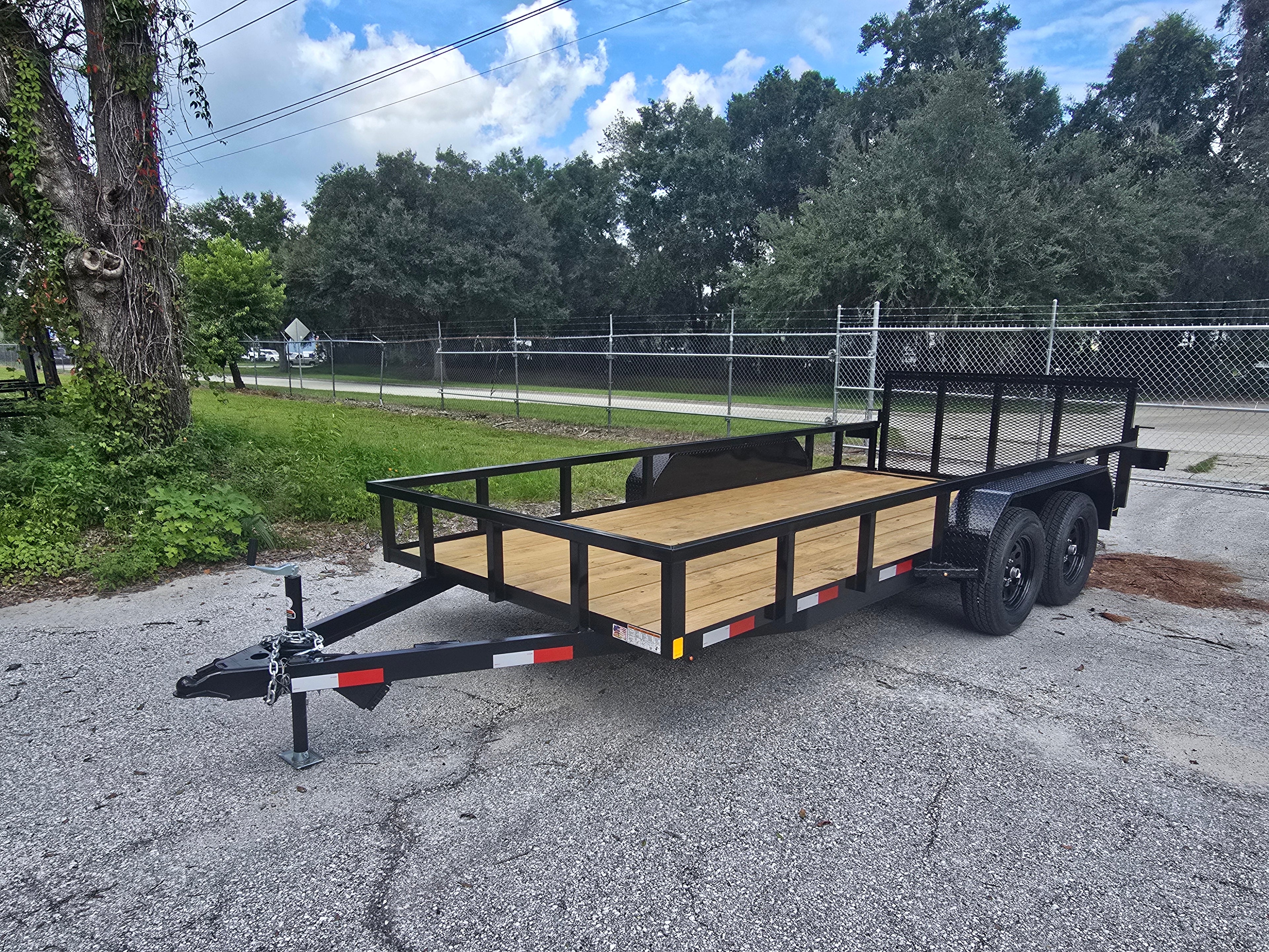 6x16 Dove Tail Utility Trailer Premium