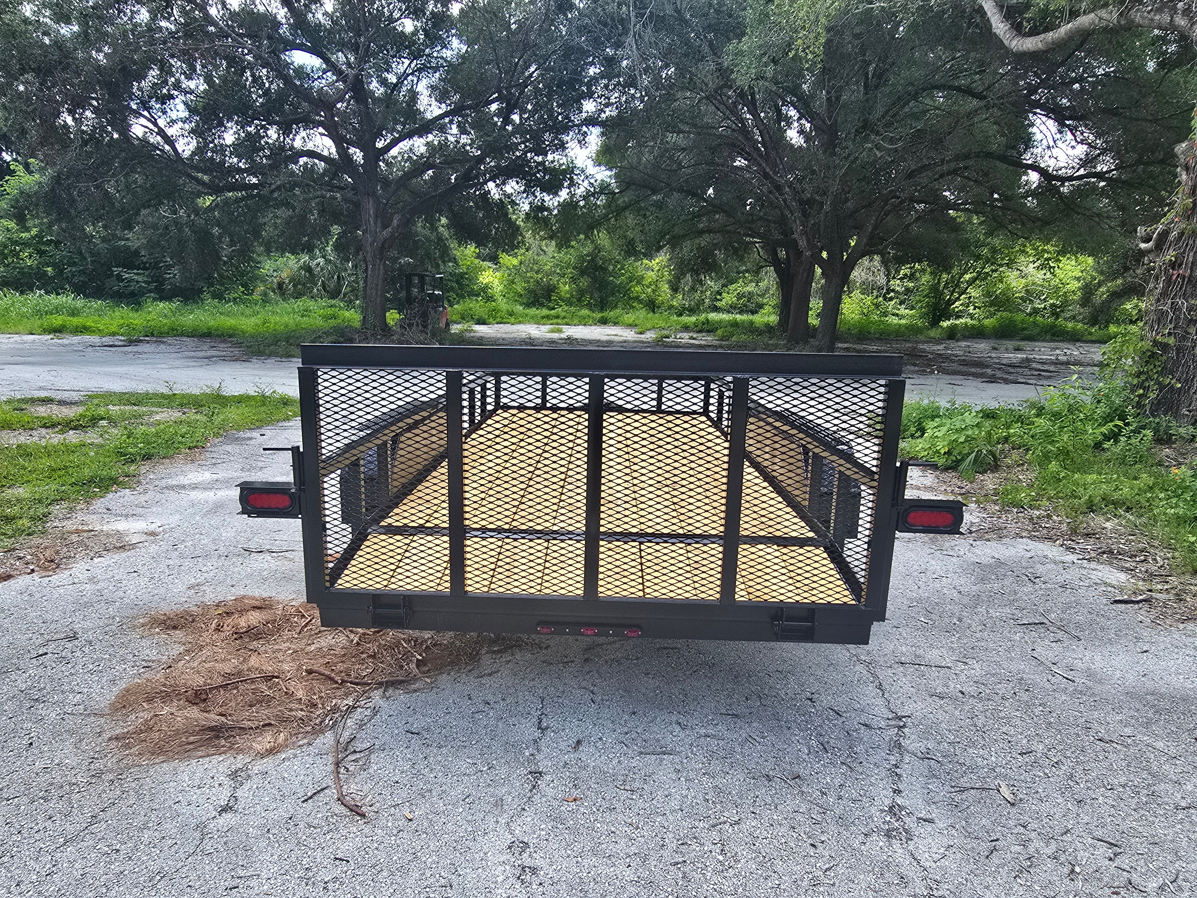 6x16 Dove Tail Utility Trailer Premium